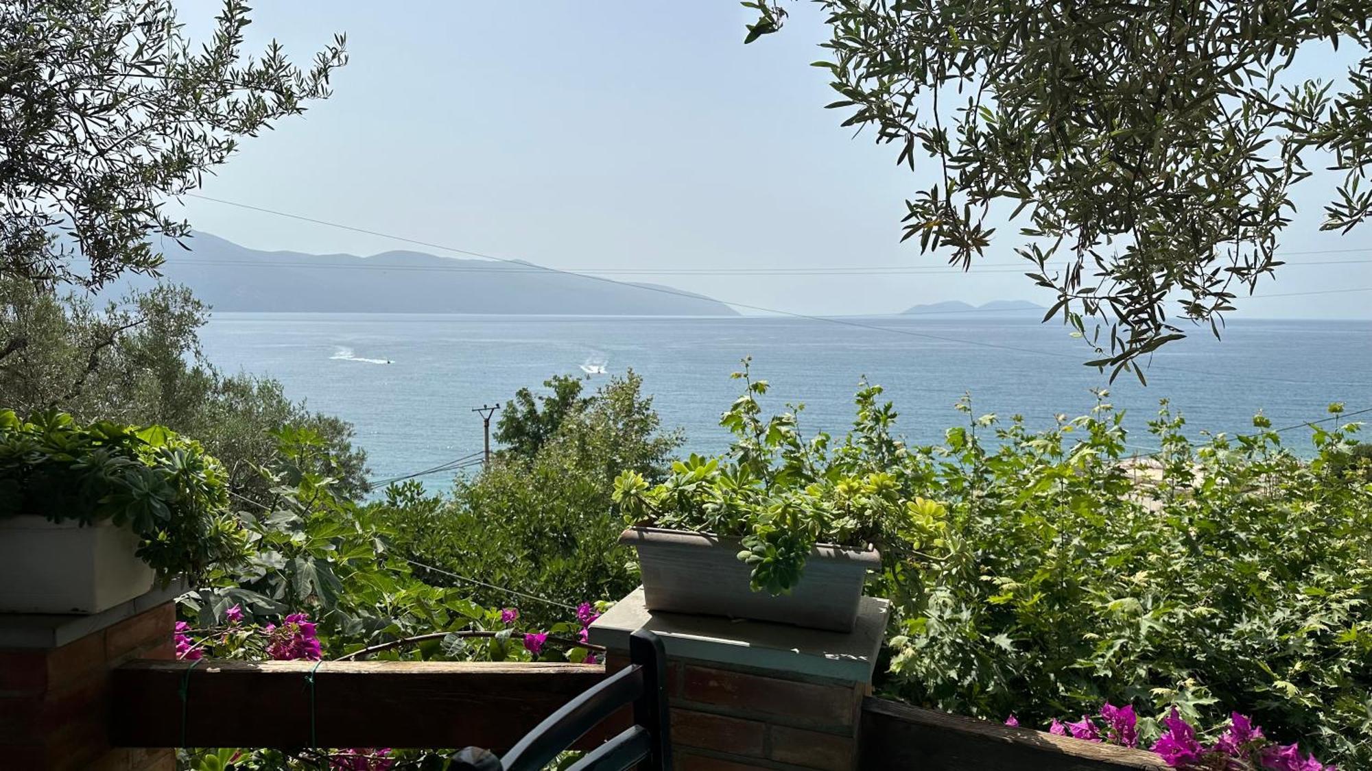Firauni Holiday home *